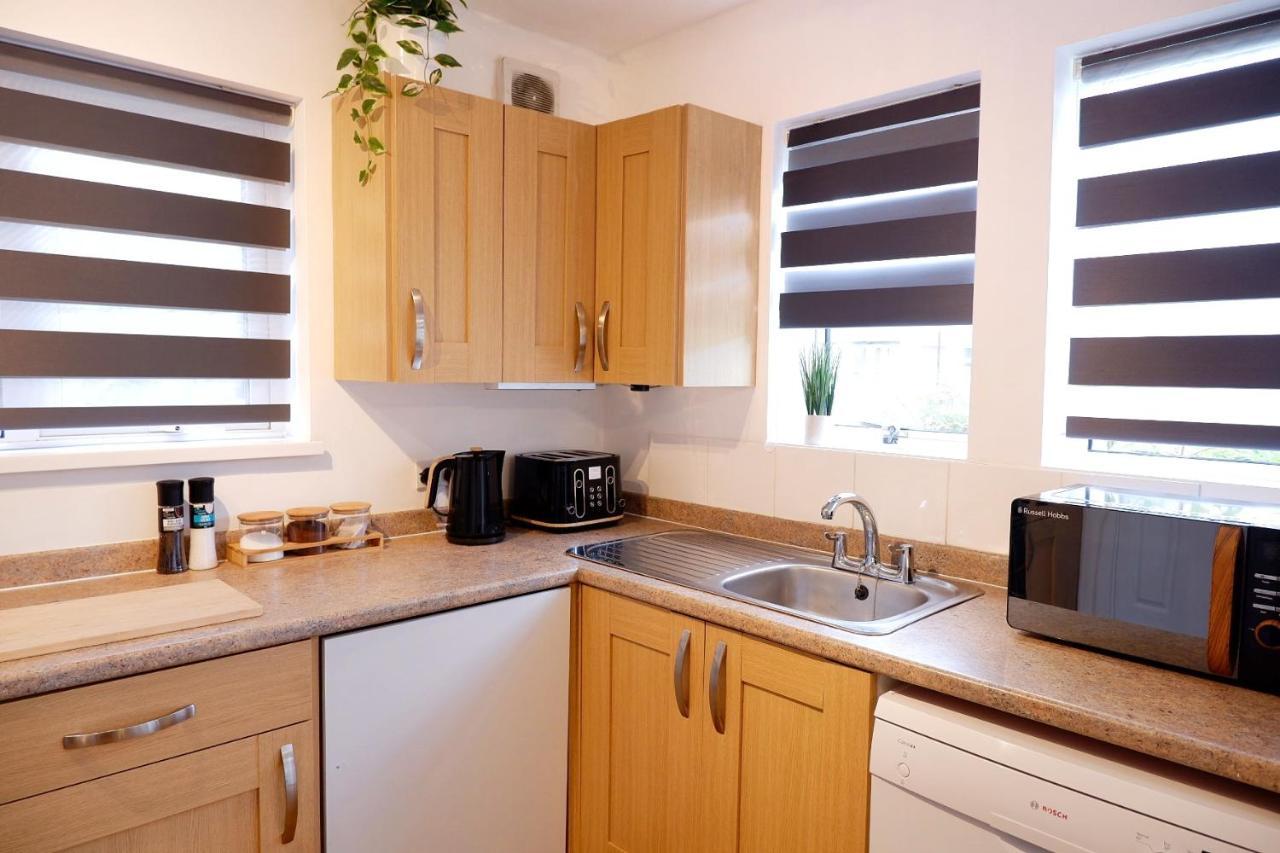 Comfortable And Cozy 4-Bedroom House Near The Hospital Кембридж Экстерьер фото